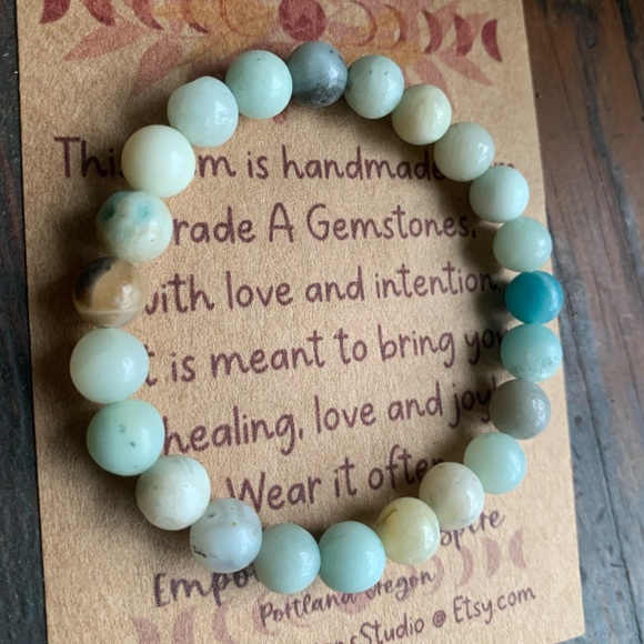 NWT ✨Genuine 8mm Amazonite ✨Cleansing Healing Gemstone Bracelet✨ Handmade - Picture 6 of 7
